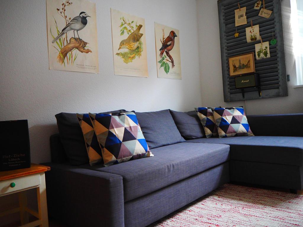 Two-Bedroom Apartment,416346531:JPEG