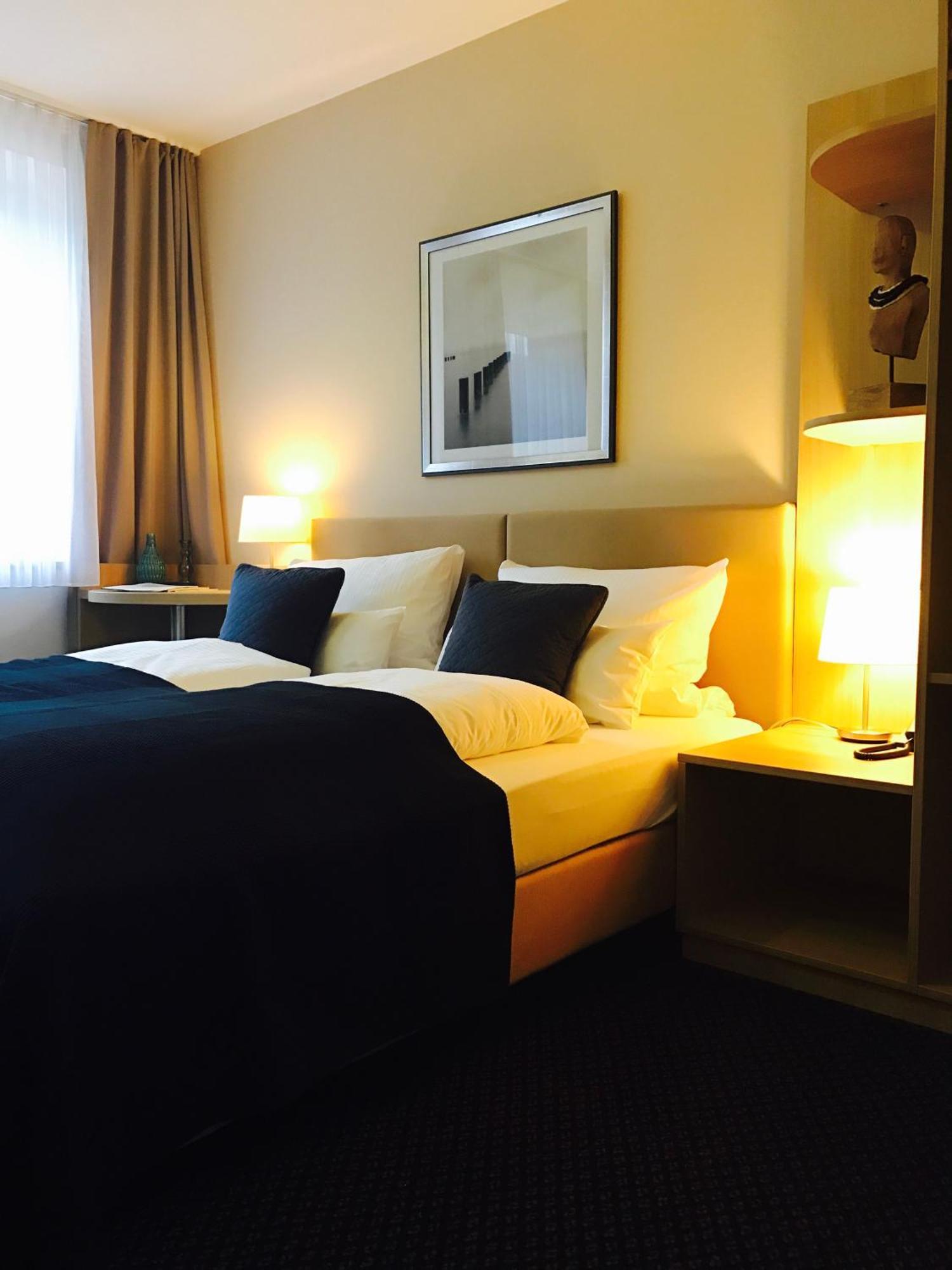 Standard Double Room,523740789:JPEG